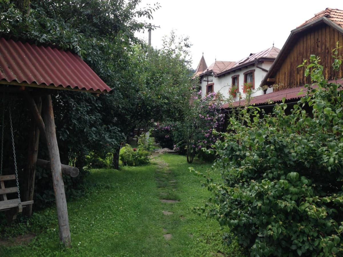 Гостевой дом Pensiunea Casa Bianca Bucovina Вама-33
