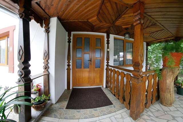 Гостевой дом Pensiunea Casa Bianca Bucovina Вама-17